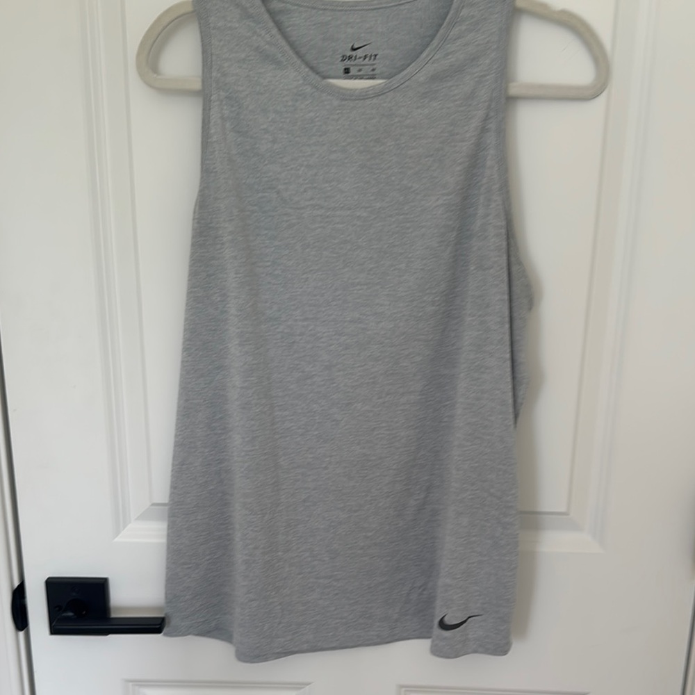 Nike Women's Gray Tank Top